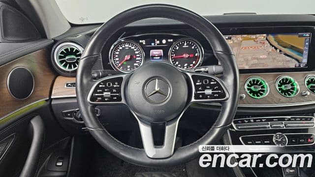 Mercedes-Benz E-Class 2020 — Şəkil 14/20