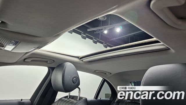 Mercedes-Benz E-Class 2020 — Şəkil 16/20