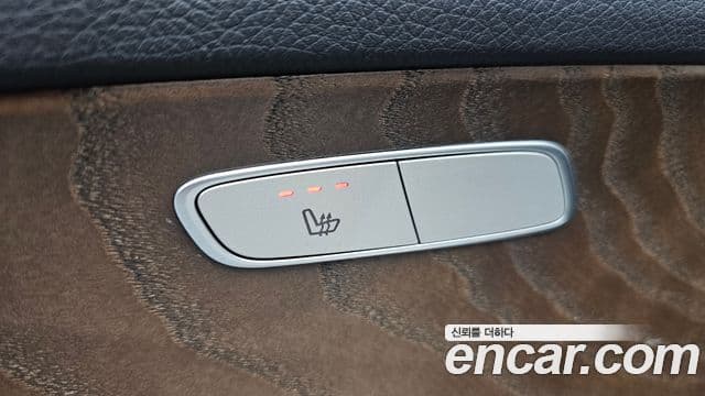 Mercedes-Benz E-Class 2020 — Şəkil 19/20