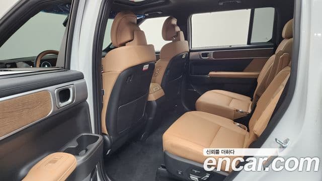 Hyundai Santa Fe 2024 — Photo 31/35