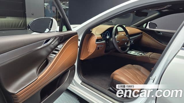 Genesis Electrified G80 2022 — Şəkil 10/20