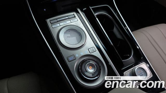 Genesis GV80 2021 — ფოტო 9/20