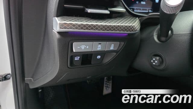 Genesis Electrified G80 2022 — Şəkil 14/20