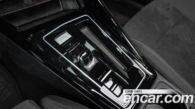 Volkswagen Golf 2023 — ფოტო 9/20