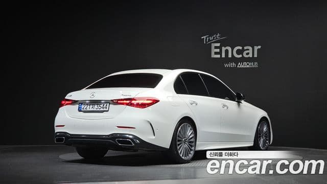 Mercedes-Benz C-Class 2023 — ფოტო 2/20