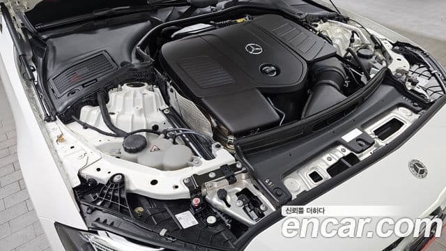 Mercedes-Benz C-Class 2023 — ფოტო 6/20