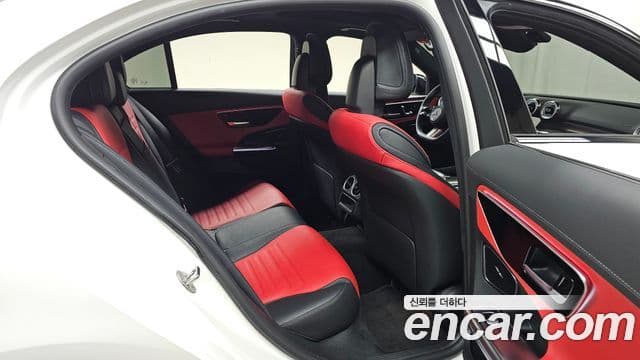 Mercedes-Benz C-Class 2023 — ფოტო 12/20