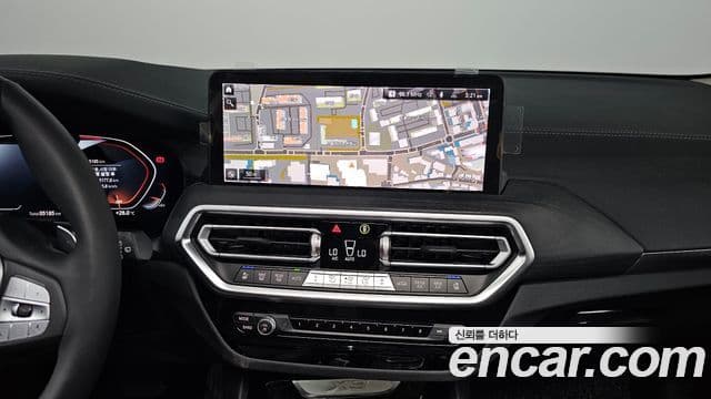 BMW X3 2024 — ფოტო 14/20