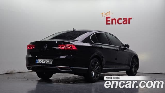 Volkswagen Passat GT 2021 — Şəkil 2/20