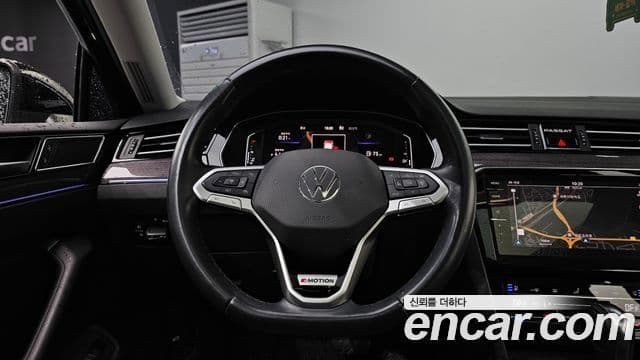 Volkswagen Passat GT 2021 — Şəkil 13/20