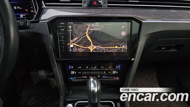 Volkswagen Passat GT 2021 — Şəkil 14/20