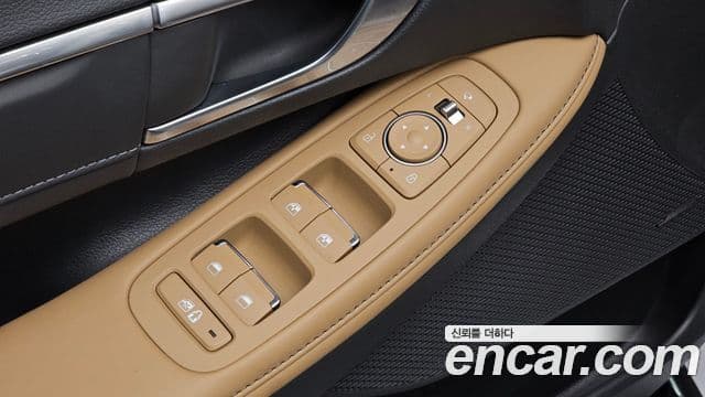 Hyundai Sonata 2019 — Фото 19/20