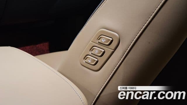 Hyundai Sonata Hybrid 2019 — Photo 6/30