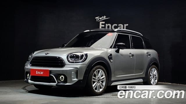 Mini Cooper Countryman 2023 — ფოტო 17/33