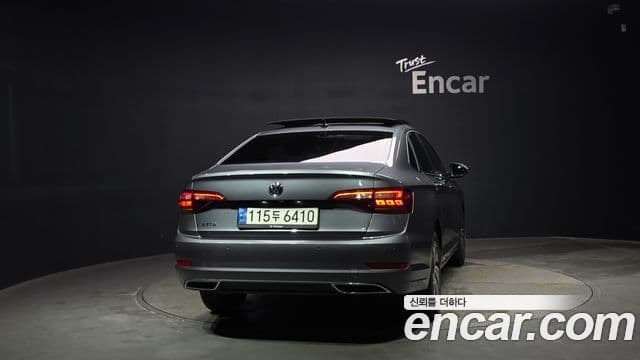 Volkswagen Jetta 2021 — Şəkil 4/20