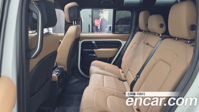 Land Rover Defender 2026 — ფოტო 4/20