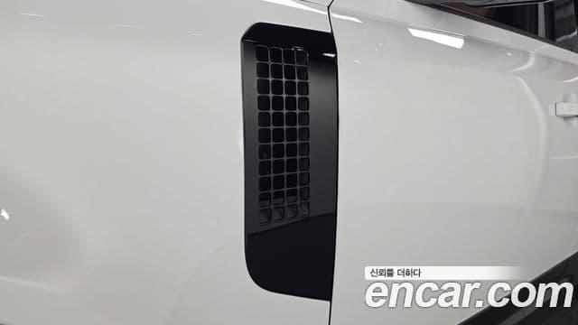 Land Rover Defender 2026 — ფოტო 20/20