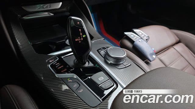 BMW X4 2020 — Şəkil 9/20