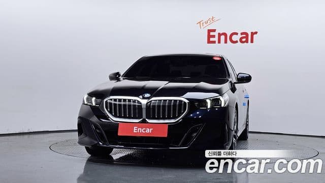 BMW 5 Series 2025 — Şəkil 3/20