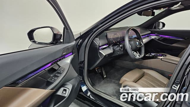 BMW 5 Series 2025 — Şəkil 10/20