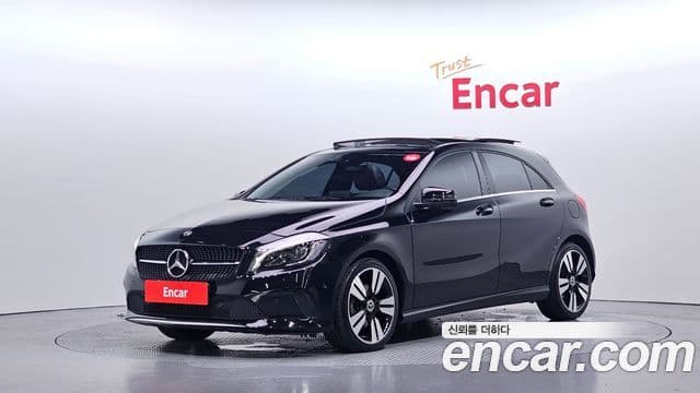 Mercedes-Benz A-Class 2018 — Şəkil 10/20