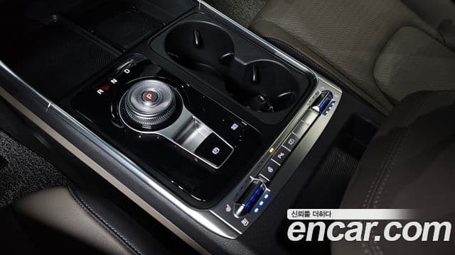 Kia Carnival 2025 — ფოტო 9/20