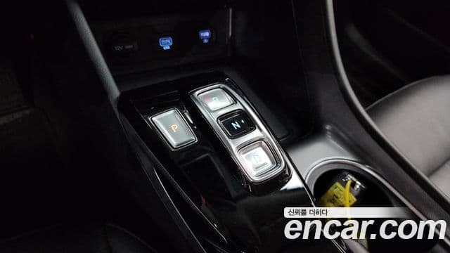 Hyundai Sonata Hybrid 2022 — ფოტო 2/29