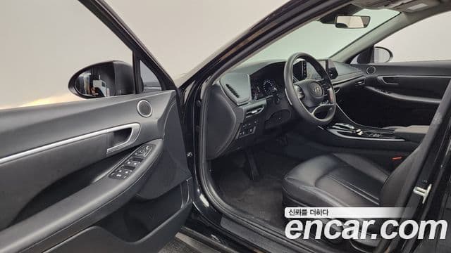 Hyundai Sonata Hybrid 2022 — ფოტო 21/29