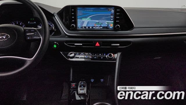 Hyundai Sonata Hybrid 2022 — ფოტო 6/29