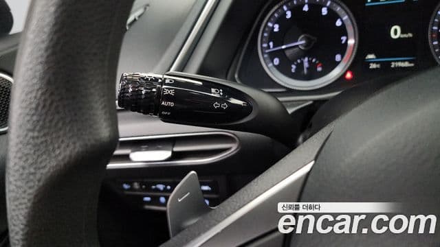 Hyundai Sonata Hybrid 2022 — ფოტო 26/29