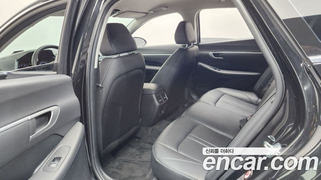 Hyundai Sonata Hybrid 2022 — ფოტო 24/29