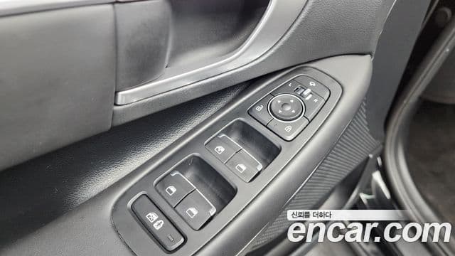 Hyundai Sonata Hybrid 2022 — ფოტო 18/29