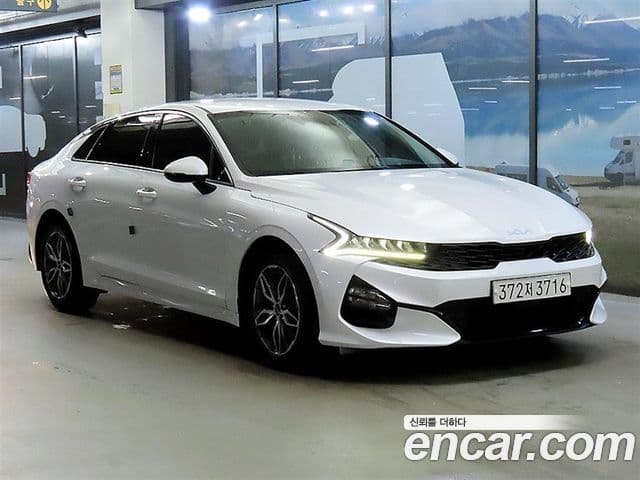 Kia K5 2022 — ფოტო 9/18