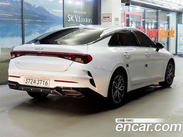 Kia K5 2022 — ფოტო 3/18