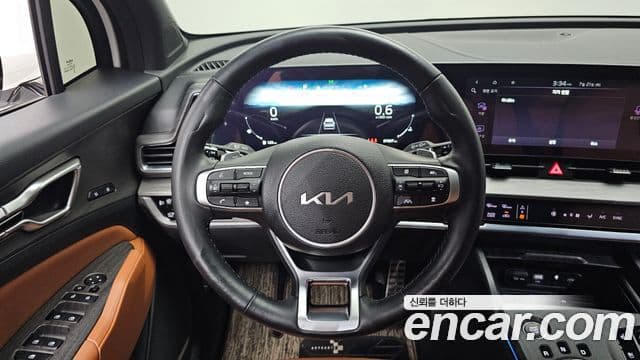 Kia Sportage 2022 — Фото 13/20