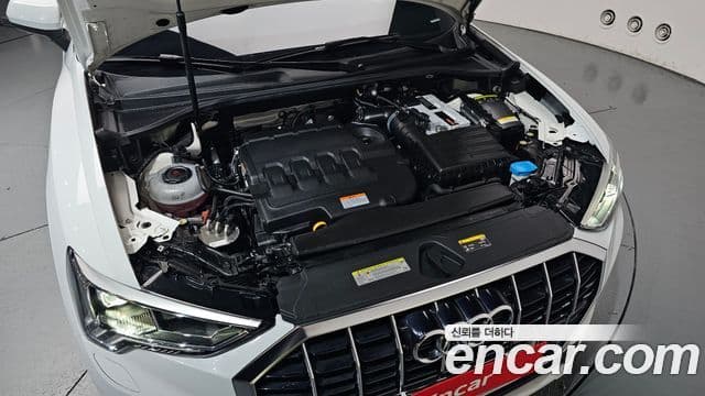 Audi Q3 2020 — ფოტო 6/20