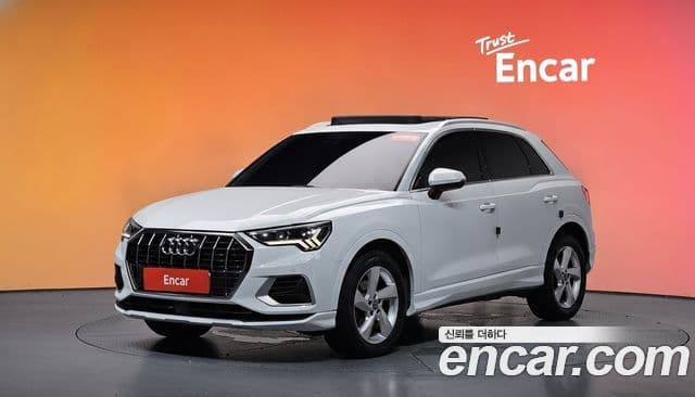 Audi Q3 2020 — ფოტო 1/20