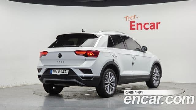 Volkswagen T-Roc 2021 — Фото 2/20