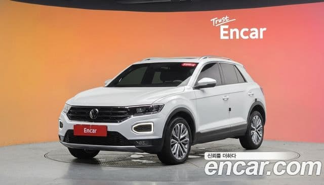Volkswagen T-Roc 2021 — Фото 1/20