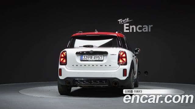 Mini Cooper S Countryman 2023 — ფოტო 19/20