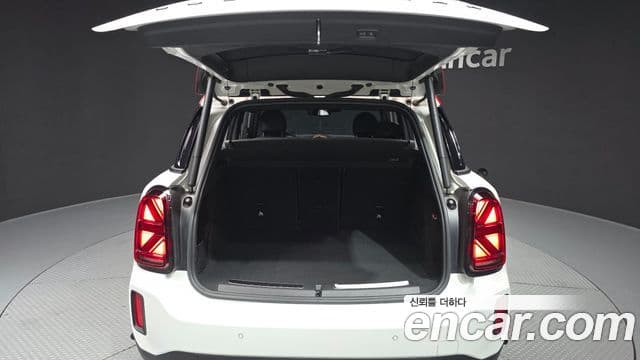 Mini Cooper S Countryman 2023 — ფოტო 9/20