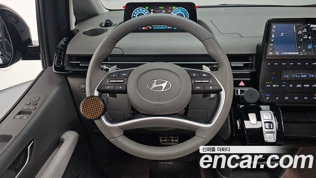 Hyundai Staria 2024 — Şəkil 13/20