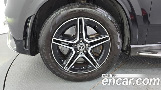 Mercedes-Benz GLE-Class 2021 — ფოტო 5/20