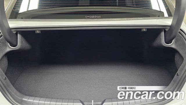 Kia K5 2025 — Şəkil 16/20