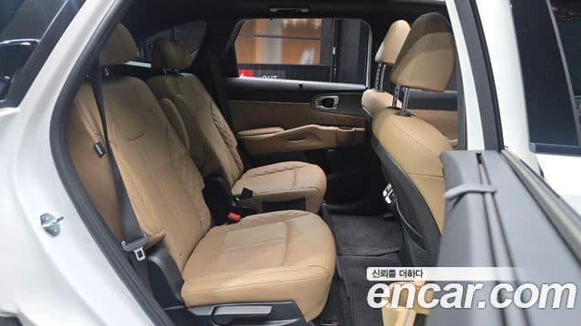 Kia Sorento 2024 — Photo 17/35