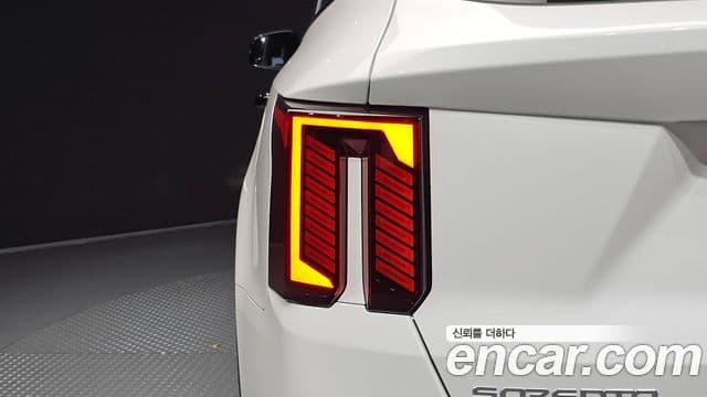Kia Sorento 2025 — ფოტო 16/34