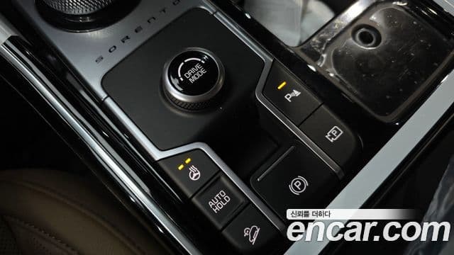 Kia Sorento 2025 — ფოტო 30/34