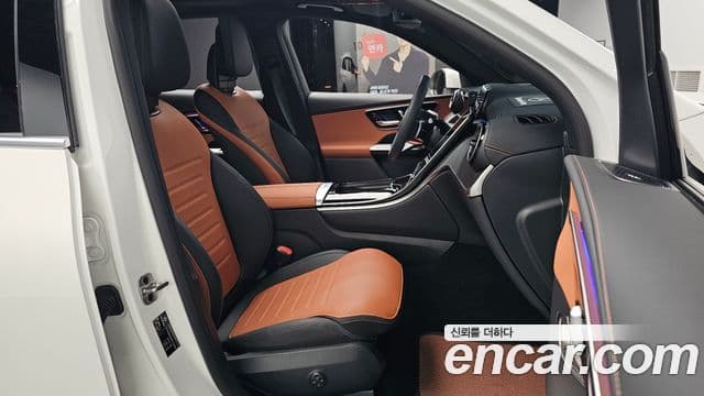 Mercedes-Benz GLC-Class 2024 — Şəkil 12/20