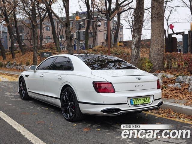 Bentley Flying Spur 2023 — Şəkil 1/20