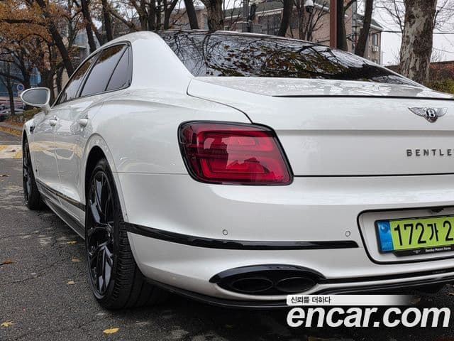 Bentley Flying Spur 2023 — Şəkil 3/20